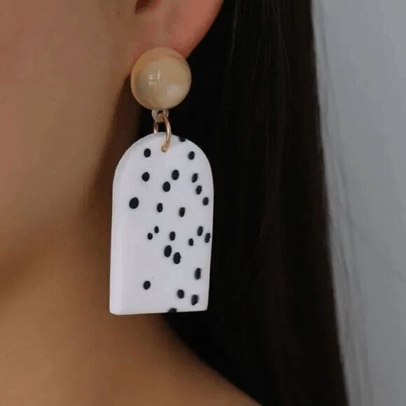 2/$21 Ladies Polka Dot Earrings - Picture 4 of 6